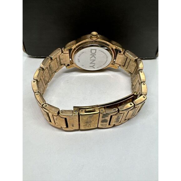 DKNY Tompkins NY2210 Women Stainless Steel Analog Dial Quartz Wrist Watch JNA196 main image 11
